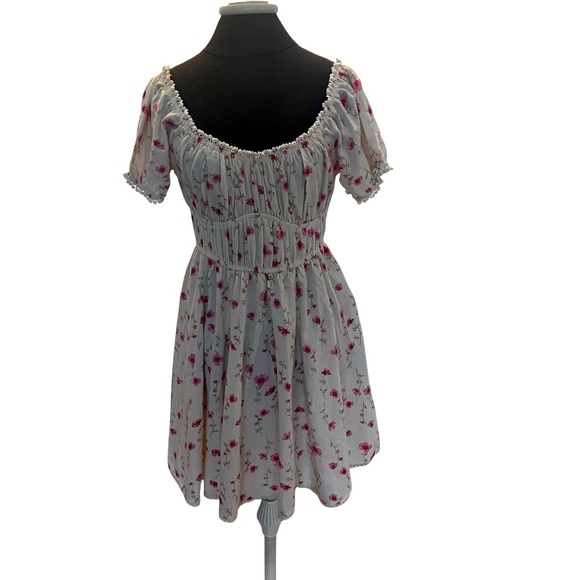 NWT Sim & Sam Floral Linen Blend Baby Doll Wench Dress Floral Medium New - Picture 1 of 10